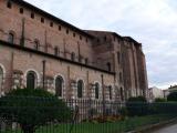 [Cliquez pour agrandir : 97 Kio] Toulouse - La basilique Saint-Sernin : le flanc.