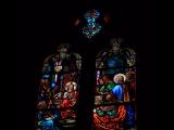 [Cliquez pour agrandir : 71 Kio] Saint-Jean-de-Maurienne - La cathédrale Saint-Jean-Baptiste : vitrail représentant Jésus au Temple.