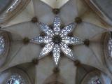 [Cliquez pour agrandir : 92 Kio] Burgos - La cathédrale : plafond sculpté d'une chapelle.