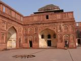 [Cliquez pour agrandir : 126 Kio] Agra - Le fort : le palais de Jahangir.