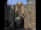 [Cliquez pour agrandir : 93 Kio] Fontarabie - Porte fortifiée.