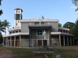 [Cliquez pour agrandir : 115 Kio] Tongo - L'église Saint-Paul : vue générale.