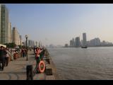 [Cliquez pour agrandir : 64 Kio] Shanghai - Promenade le long du fleuve Huangpu.