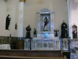 [Cliquez pour agrandir : 70 Kio] Hermosillo - L'église Notre-Dame-du-Carmen : statue du Sacré-Cœur entourée de statues de saints.