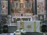 [Cliquez pour agrandir : 106 Kio] Lyon - La basilique Notre-Dame-de-Fourvière : l'église haute : le chœur : l'autel.