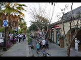 [Cliquez pour agrandir : 176 Kio] San José del Cabo - Une rue commerçante.