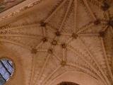 [Cliquez pour agrandir : 89 Kio] Burgos - La cathédrale : plafond sculpté d'une chapelle.
