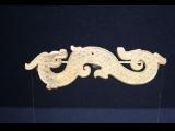 [Cliquez pour agrandir : 44 Kio] Shanghai - Le Shanghai Museum : objet en jade en forme de dragon.