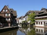 [Cliquez pour agrandir : 103 Kio] Strasbourg - Le quartier de la Petite France.