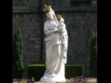[Cliquez pour agrandir : 86 Kio] Douai - L'église Notre-Dame : statue de la Vierge à l'Enfant.
