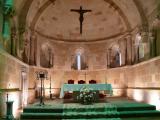 [Cliquez pour agrandir : 95 Kio] Ávila - L'église Saint-André : le chœur.