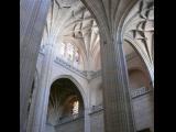 [Cliquez pour agrandir : 92 Kio] Ségovie - La cathédrale Sainte-Marie : plafond ouvragé.