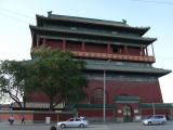 [Cliquez pour agrandir : 94 Kio] Pékin - La tour du tambour.