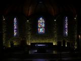 [Cliquez pour agrandir : 63 Kio] Anglet - L'église Saint-Léon : les vitraux du chœur.
