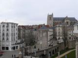 [Cliquez pour agrandir : 79 Kio] Nantes - La cathédrale vue du château.