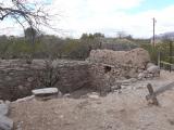 [Cliquez pour agrandir : 129 Kio] Tucson - Fort Lowell: adobe house.