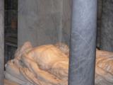 [Cliquez pour agrandir : 62 Kio] Saint-Denis - La basilique : tombeau d'Henri II et Catherine de Médicis : les gisants.