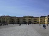[Cliquez pour agrandir : 52 Kio] Autriche : Vienne - Château de Schönbrunn : vue générale.
