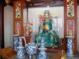 [Cliquez pour agrandir : 106 Kio] Shanghai - Le temple de Chenghuang : un des autels.