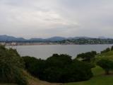 [Cliquez pour agrandir : 59 Kio] Saint-Jean-de-Luz - La baie vue depuis Sainte-Barbe.