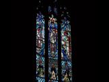 [Cliquez pour agrandir : 75 Kio] San Francisco - Saint Dominic's church: stained glass window.