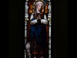 [Cliquez pour agrandir : 69 Kio] Phoenix - Saint-Mary's basilica: stained glass window representing Saint Genevieve.
