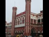 [Cliquez pour agrandir : 104 Kio] Delhi - La gare d'Old Delhi.