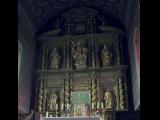 [Cliquez pour agrandir : 91 Kio] Ascain - L'église Notre-Dame-de-l'Assomption : le chœur et le retable.