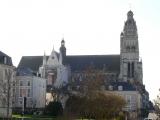 [Cliquez pour agrandir : 72 Kio] Tours - La cathédrale Saint-Gatien : vue générale.