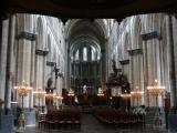 [Cliquez pour agrandir : 106 Kio] Saint-Omer - La cathédrale Notre-Dame : la nef.