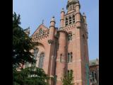 [Cliquez pour agrandir : 106 Kio] Shanghai - She Shan : la basilique Notre-Dame : la façade et le clocher.