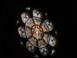 [Cliquez pour agrandir : 79 Kio] Biarritz - L'église Sainte-Eugénie : vitrail représentant l'évangéliste Saint-Matthieu.