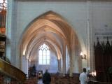[Cliquez pour agrandir : 79 Kio] Pithiviers - L'église Saint-Salomon-Saint-Grégoire : côté de la nef.
