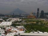 [Cliquez pour agrandir : 85 Kio] Monterrey - Vue générale de la ville.