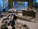 [Cliquez pour agrandir : 154 Kio] Mexico - Le musée national d'anthropologie : tombes de la période préclassique.