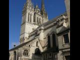 [Cliquez pour agrandir : 101 Kio] Angers - La cathédrale Saint-Maurice : le flanc et les tours.