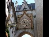 [Cliquez pour agrandir : 107 Kio] Auxerre - La tour de l'horloge.