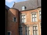 [Cliquez pour agrandir : 115 Kio] Douai - Le couvent des Chartreux : bâtiment et tour.