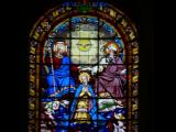 [Cliquez pour agrandir : 97 Kio] Versailles - L'église Notre-Dame : le vitrail du couronnement de la Vierge.