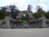 [Cliquez pour agrandir : 85 Kio] Autriche : Vienne - Château de Schönbrunn : la ruine romaine.