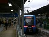 [Cliquez pour agrandir : 74 Kio] Rio de Janeiro - Train de voyageurs en gare centrale.