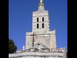 [Cliquez pour agrandir : 62 Kio] Avignon - Le palais des Papes : la cathédrale Notre Dame des Doms.