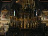 [Cliquez pour agrandir : 106 Kio] Saint-Jean-de-Luz - L'église Saint-Jean-Baptiste : le chœur et son retable.