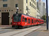 [Cliquez pour agrandir : 105 Kio] San Diego - The tramway.