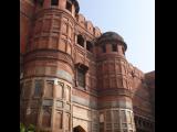 [Cliquez pour agrandir : 127 Kio] Agra - Le fort : l'Amar Singh Pol, entrée.