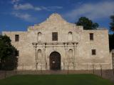 [Cliquez pour agrandir : 82 Kio] San Antonio - The Alamo: the ancient church.