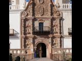 [Cliquez pour agrandir : 117 Kio] Tucson - Mission San Xavier: front view.