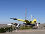 [Cliquez pour agrandir : 62 Kio] Alamogordo - The Museum of Space History: various rockets.
