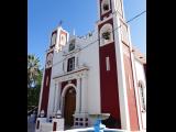 [Cliquez pour agrandir : 103 Kio] Santiago - La mission Santiago de Los Coras : la façade.