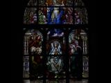 [Cliquez pour agrandir : 95 Kio] Phoenix - Saint-Mary's basilica: stained glass window representing the Assumption.